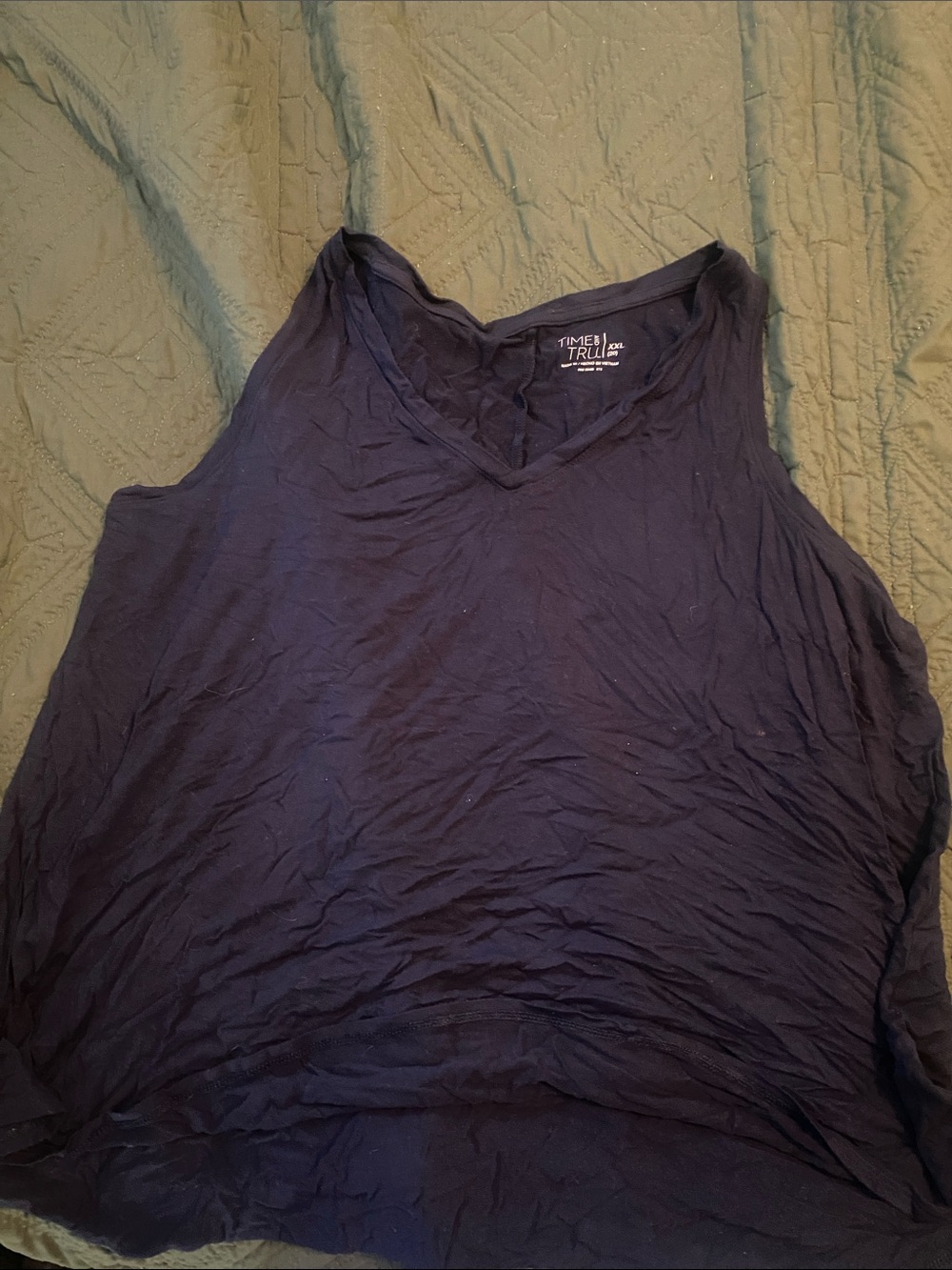Time and Tru Dark Blue V-Neck Sleeveless Tank Top